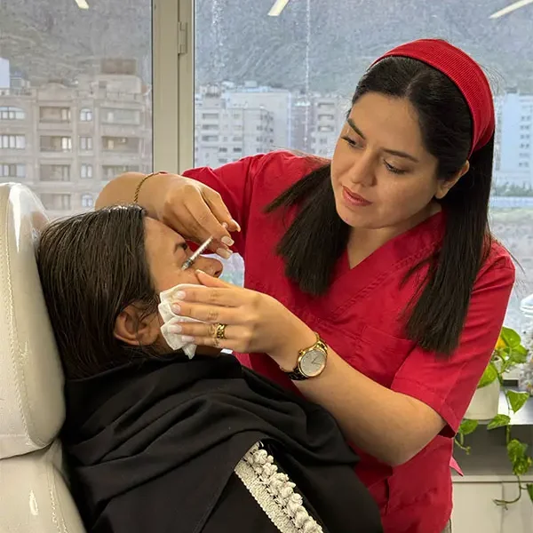 تزریق بوتاکس اطراف چشم